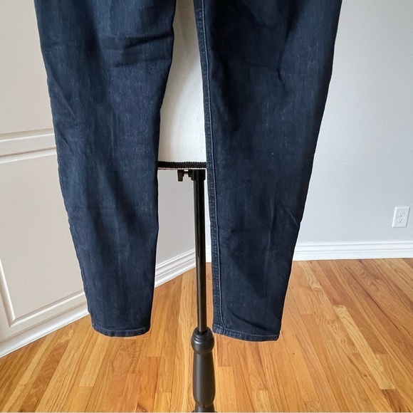 Democracy AB Technology jeans in a size 6 - Picture 13 of 16